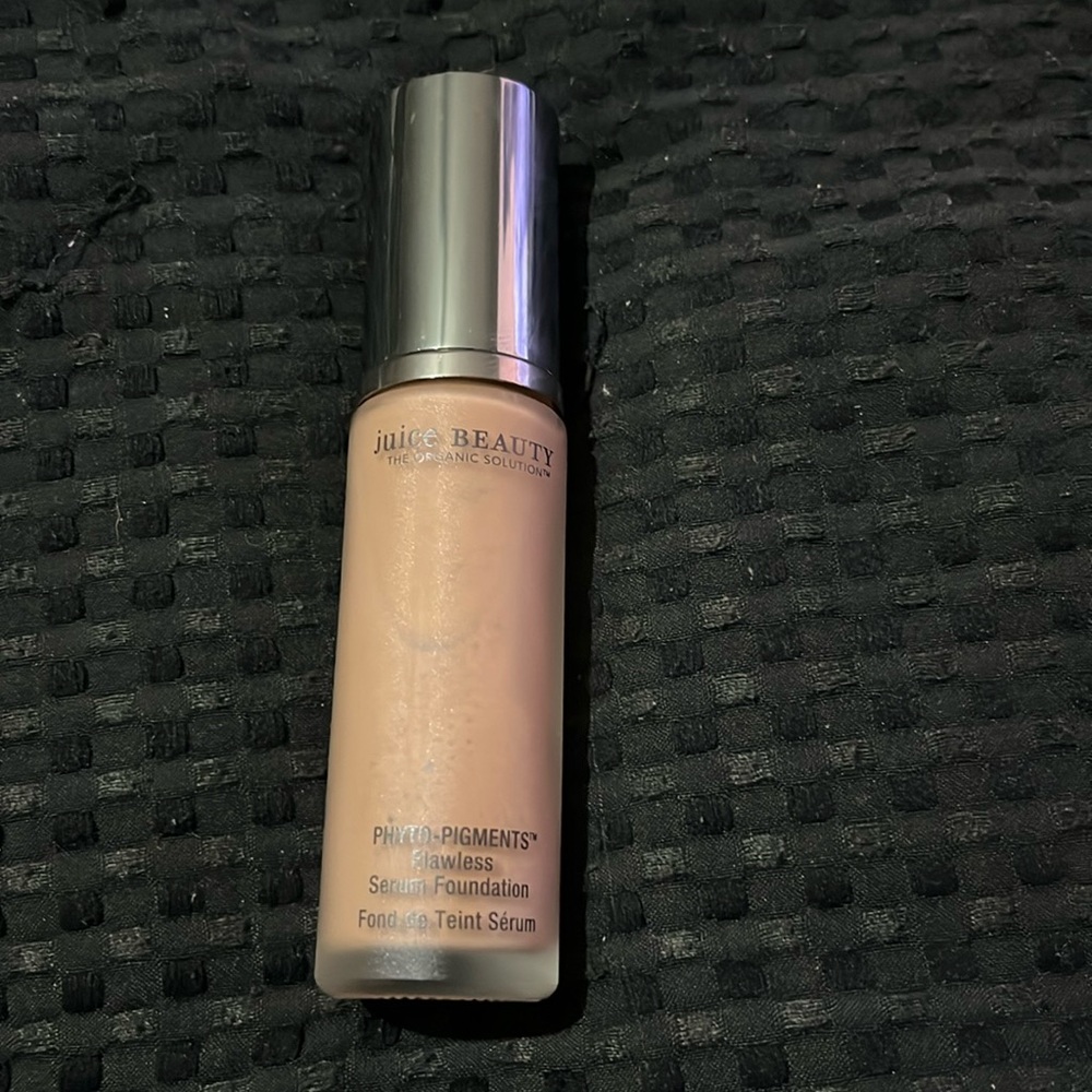 Juice beauty phyto pigments flawless serum foundation- 20 Golden Tan